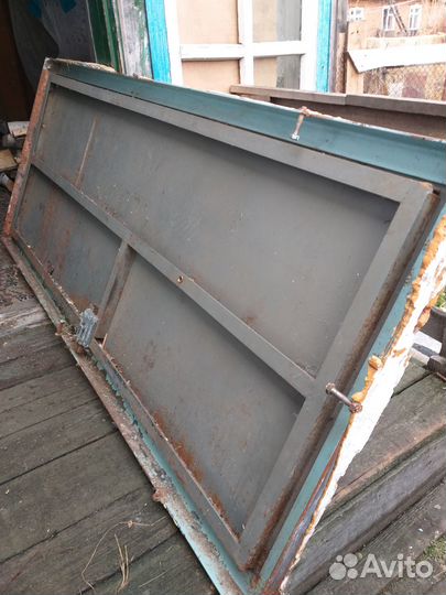 Дверь входная металлическая