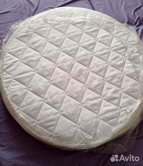 Матрас в круглую кроватку