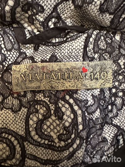 Пальто для девочки vialattea 140