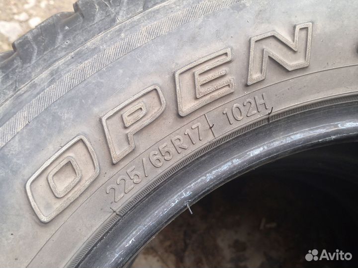 Toyo Open Country A/T 225/65 R17 102H