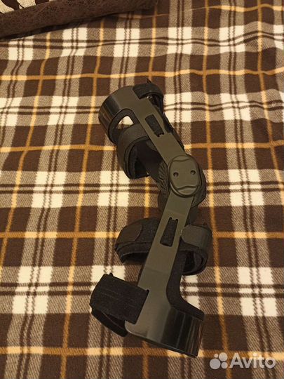 Коленный ортез Fosta FS1210 левый