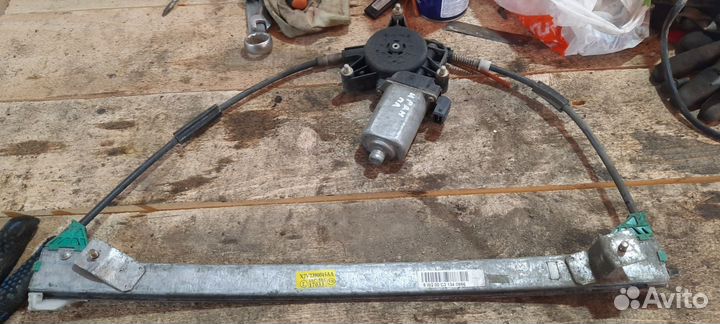 Стеклоподъемник Iran Khodro Samand 2003)