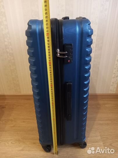 Чемодан большой XL