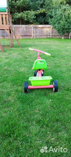 Детский трёхколёсный велосипед