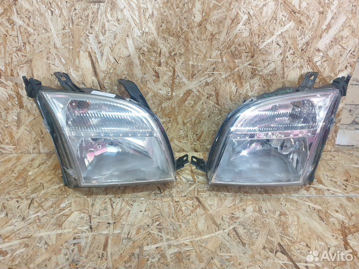 Фара Ford Fusion 2002-2012