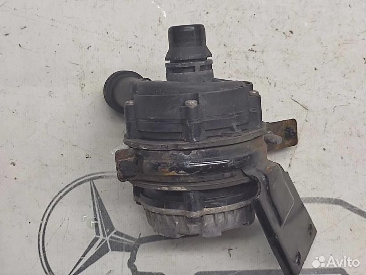 Насос циркуляционный w253 GLC-class 651.921 2017