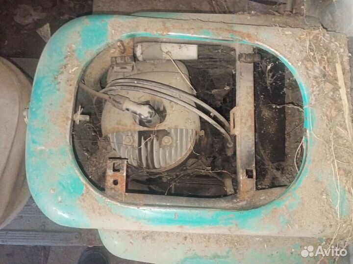 Мотороллер Муравей тга-200