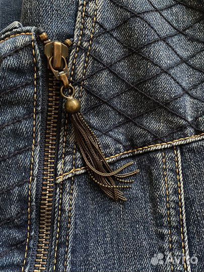 Джинсовая куртка