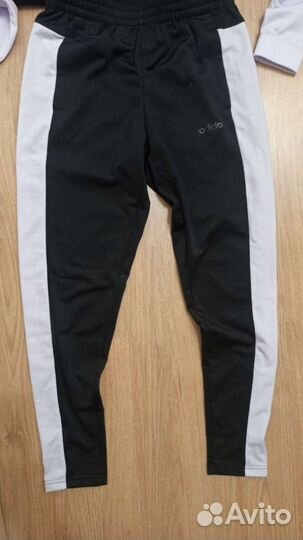 Спортивный костюм женский