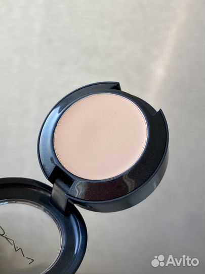 Mac Studio Finish Concealer nw15 консилер светлый