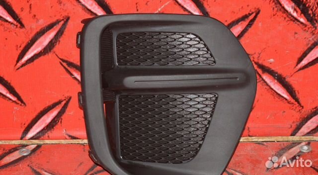 Решетка переднего бампера правая Kia Sportage 4