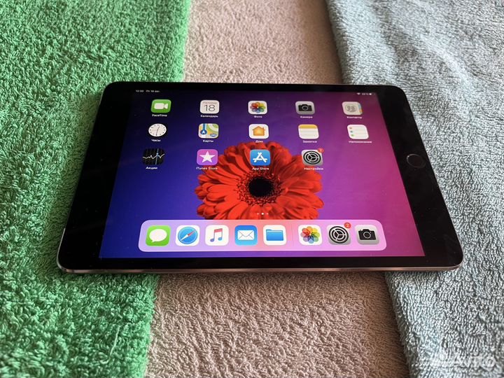 iPad mini 3 с сим картой / аккум 92