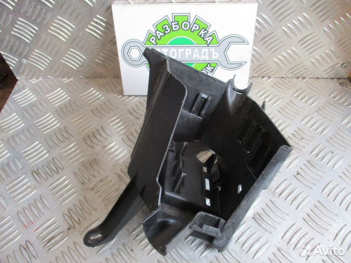 Корпус предохранителей Renault Symbol 1.4 2007г