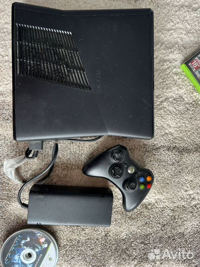 Xbox 360 slim не прошитый