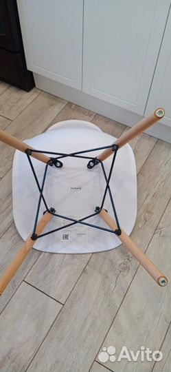 Стулья кухонные 2 шт eames