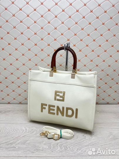 Женская сумка fendi