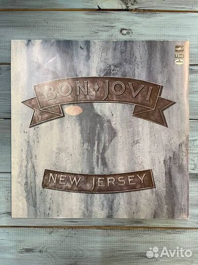 Коллекция виниловых пластинок от фирмы 