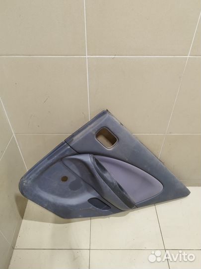 Обшивка двери задней правой Almera N16 2000-2006