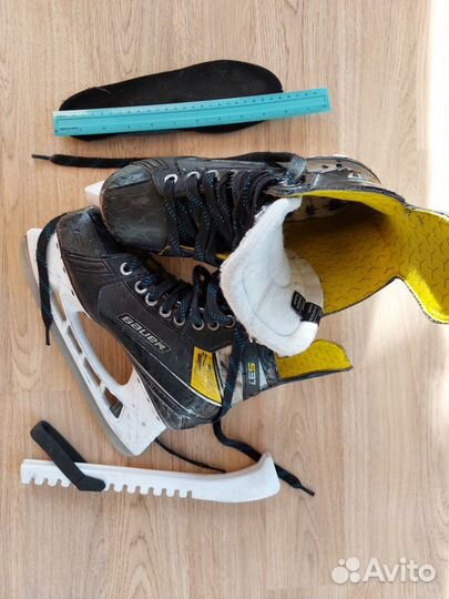 Коньки Bauer S37 Supreme 5.5D (39 размер)