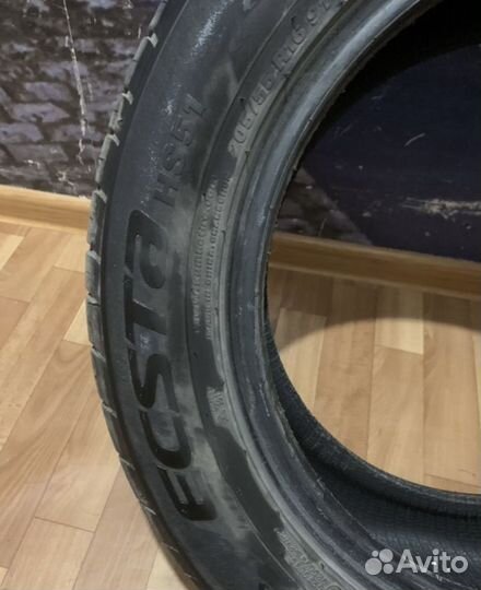 Kumho Ecsta HS51 205/55 R16