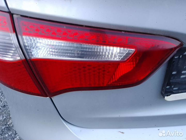 Фонарь задний левый внутренний Kia Rio 3