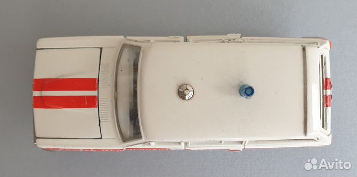 Скорая помощь Волга газ 24-02 Машинка 1:43 СССР