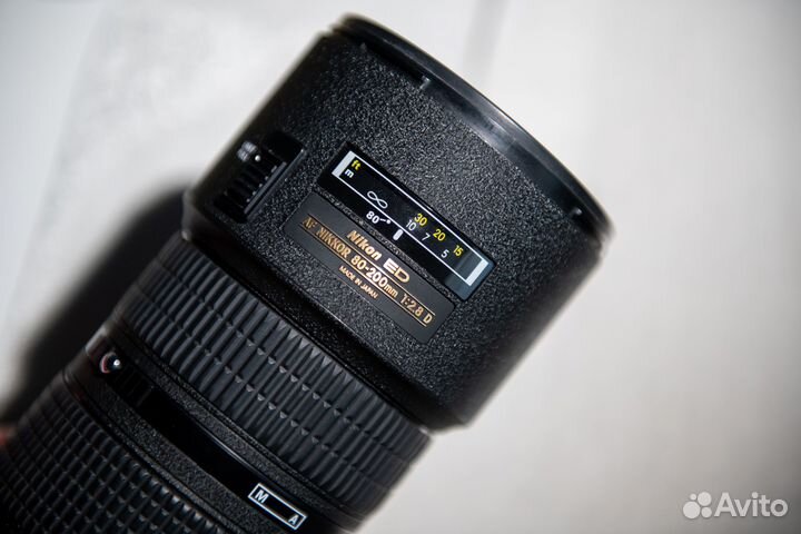 Nikon 80-200mm f/2.8D ED AF (III)