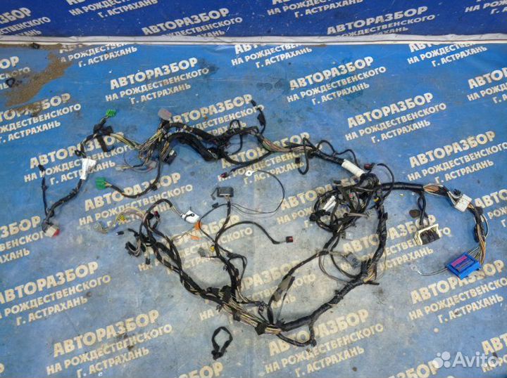 Проводка салона Ford Mondeo 4 седан seba 2011