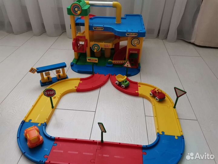 Парковка для машинок Полесье