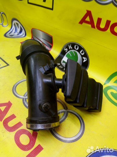 Патрубок воздушного фильтра передний Audi A5 купе