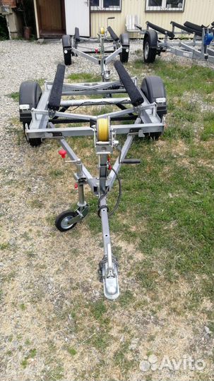 Прицеп «Водник 03» для перевозки водной техники