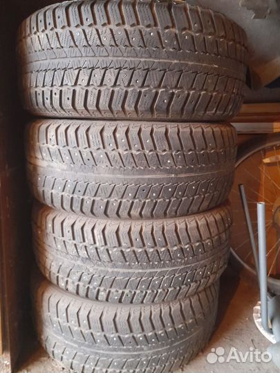 Barum Norpolaris 215/55 R16