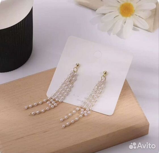Длинные жемчужные серьги