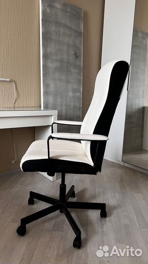 Компьютерное кресло IKEA миллбергет