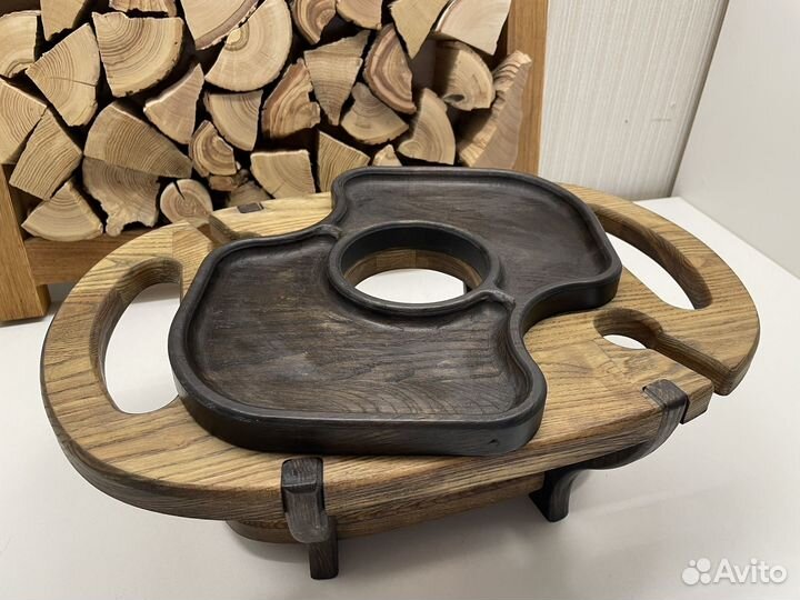 Винный столик с менажницей