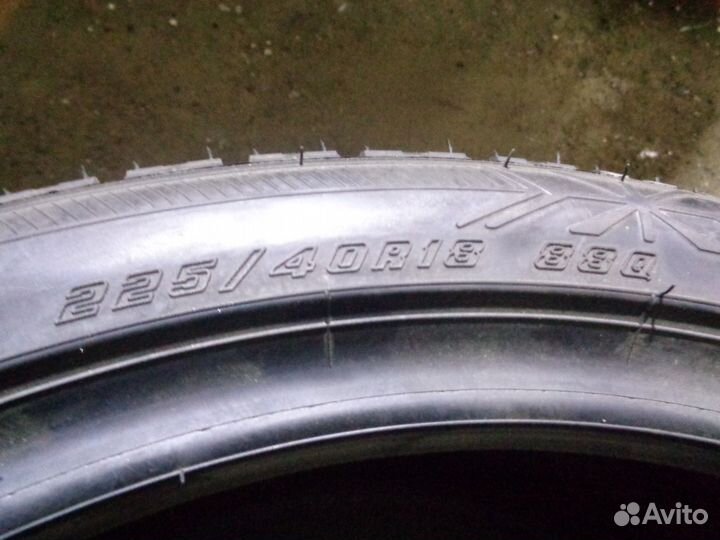 Goodyear Ice Navi 6 225/40 R18