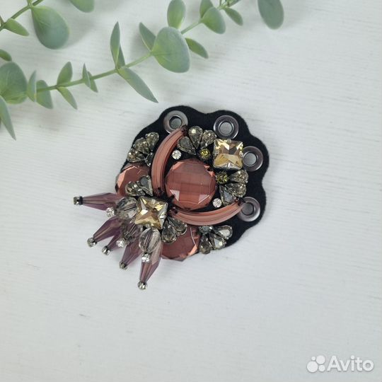 Брошь Schumacher оригинал