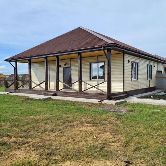 Коттедж 164 м² на участке 10 сот.