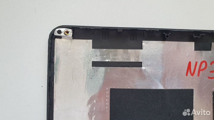 Б/у Крышка матрицы Samsung NP355V5X, NP355V5C