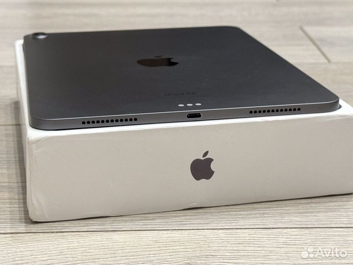 Apple iPad Air 5-ого поколения (2022, M1) Gray
