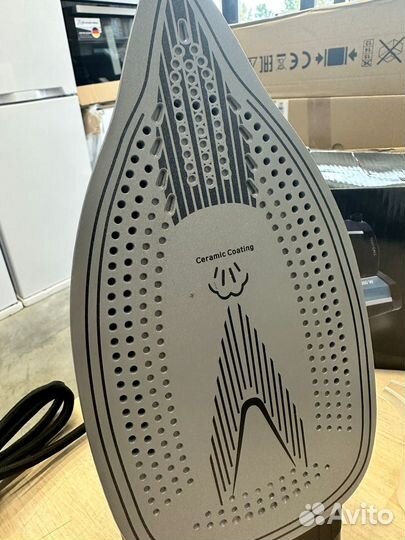 Утюг Hyundai H-SI01336