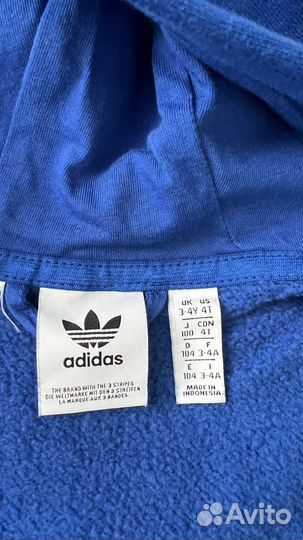 Спортивный костюм adidas