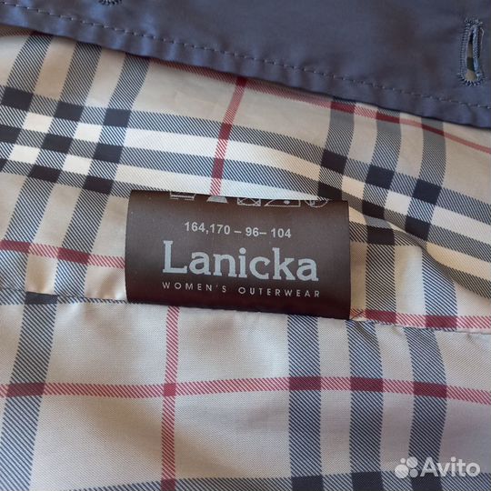Плащ женский Lanicka 48