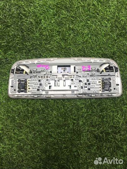 Плафон подсветки салона Mercedes E W212 3.5 2009