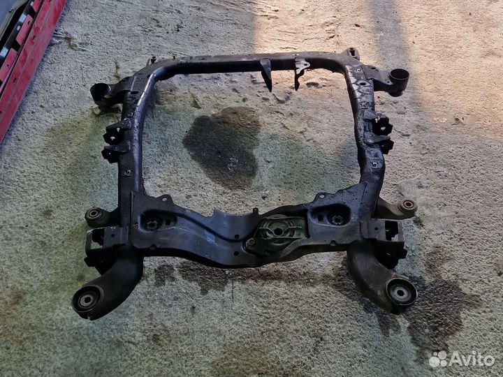 Подрамник передний Опель Астра H 2004-2014