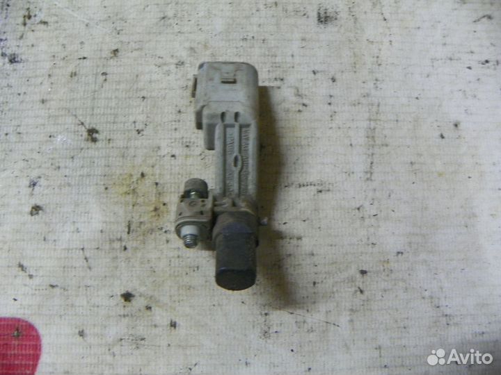 Датчик положения коленвала Audi A1