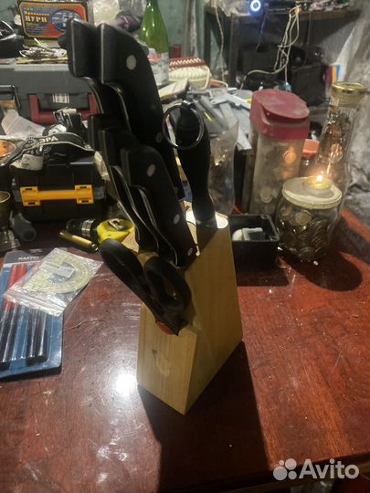 Набор кухонных ножей с подставкой