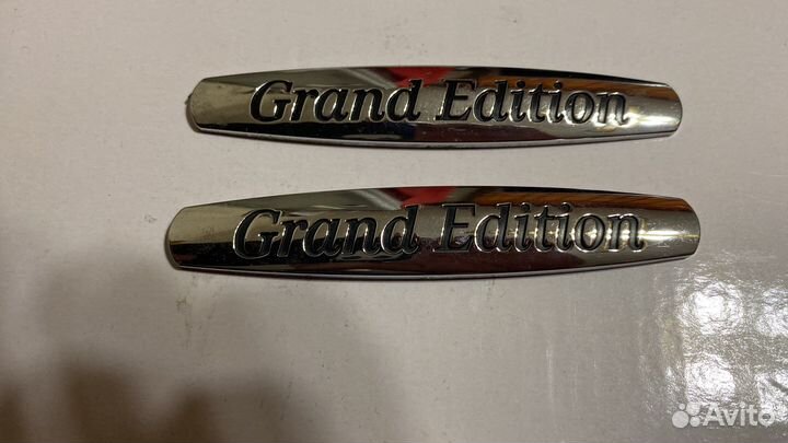 Эмблема на Крыло Мерседес мл 164