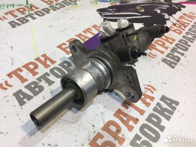 Рено Трафик Главный тормозной цилиндр