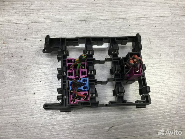Блок реле Volkswagen Touran 1.9 2005